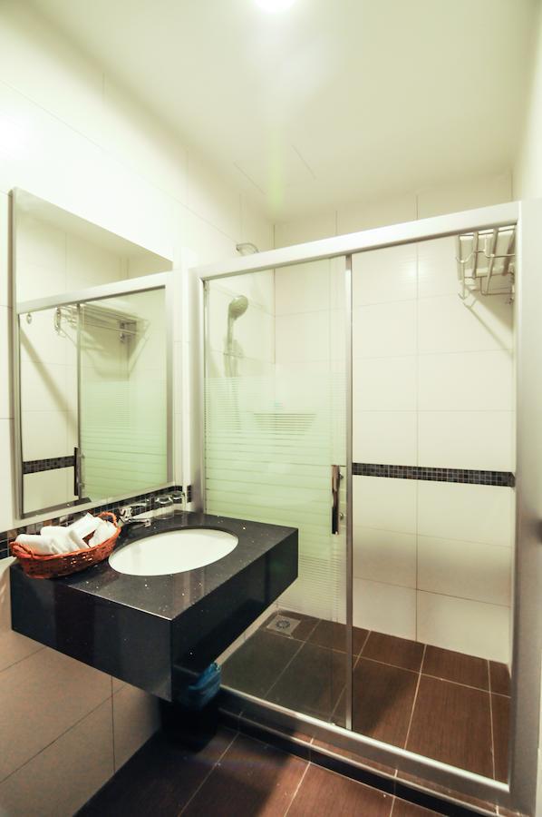 K Garden Hotel Parit Buntar Camera foto