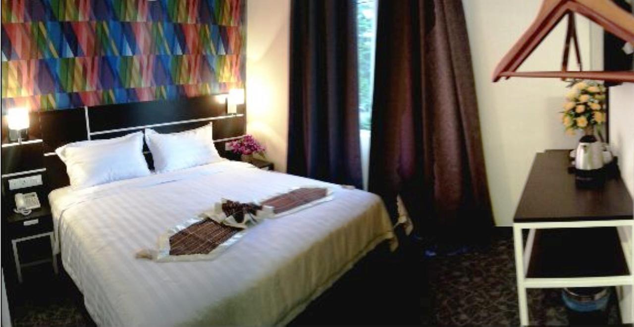 K Garden Hotel Parit Buntar Camera foto