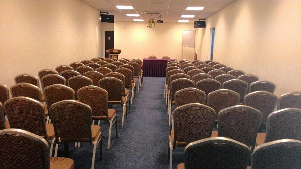 K Garden Hotel Parit Buntar Esterno foto