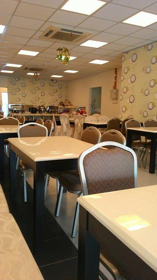 K Garden Hotel Parit Buntar Esterno foto