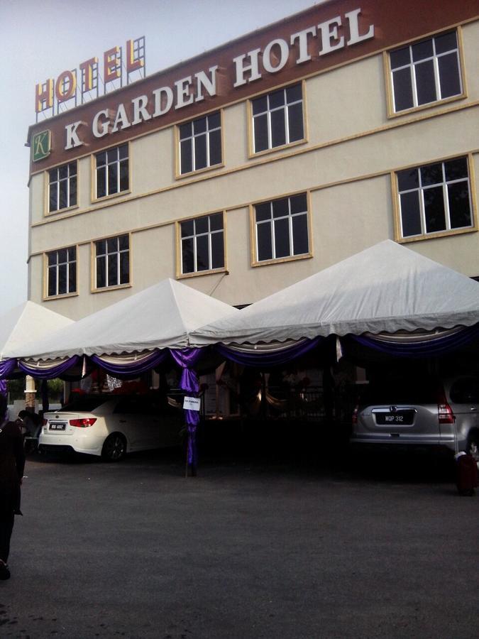 K Garden Hotel Parit Buntar Esterno foto