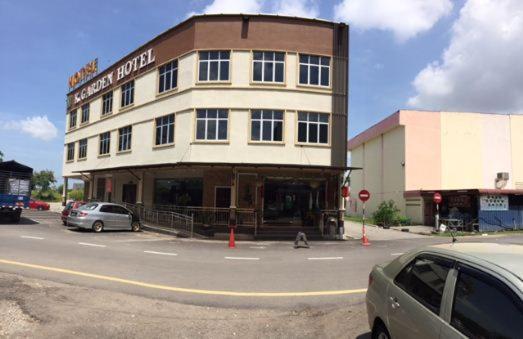 K Garden Hotel Parit Buntar Esterno foto